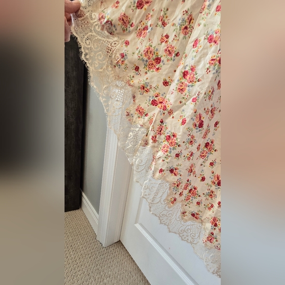 Guess Floral Slip Dress - Picture 10 of 11